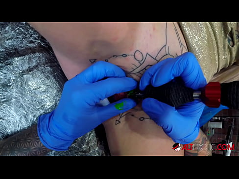 ❤️ Sully Savage oo aad u tattooed ayaa Kintirkeeda ku sawirtay tattoo ❤️❌  %so.porncomixone.ru ﹏